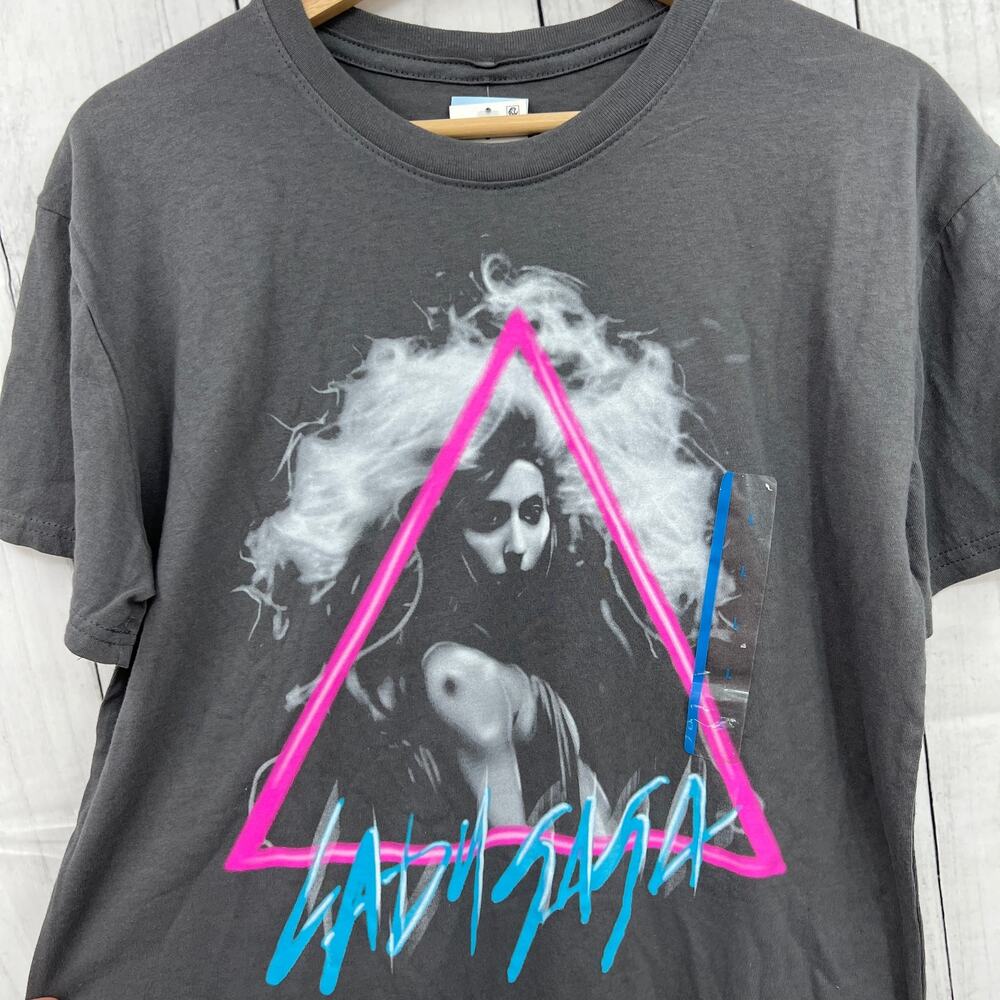 NWT BRAVADO Lady Gaga Tee Shirt T-Shirt Fitted Gray Music Shirt Sleeve LARGE